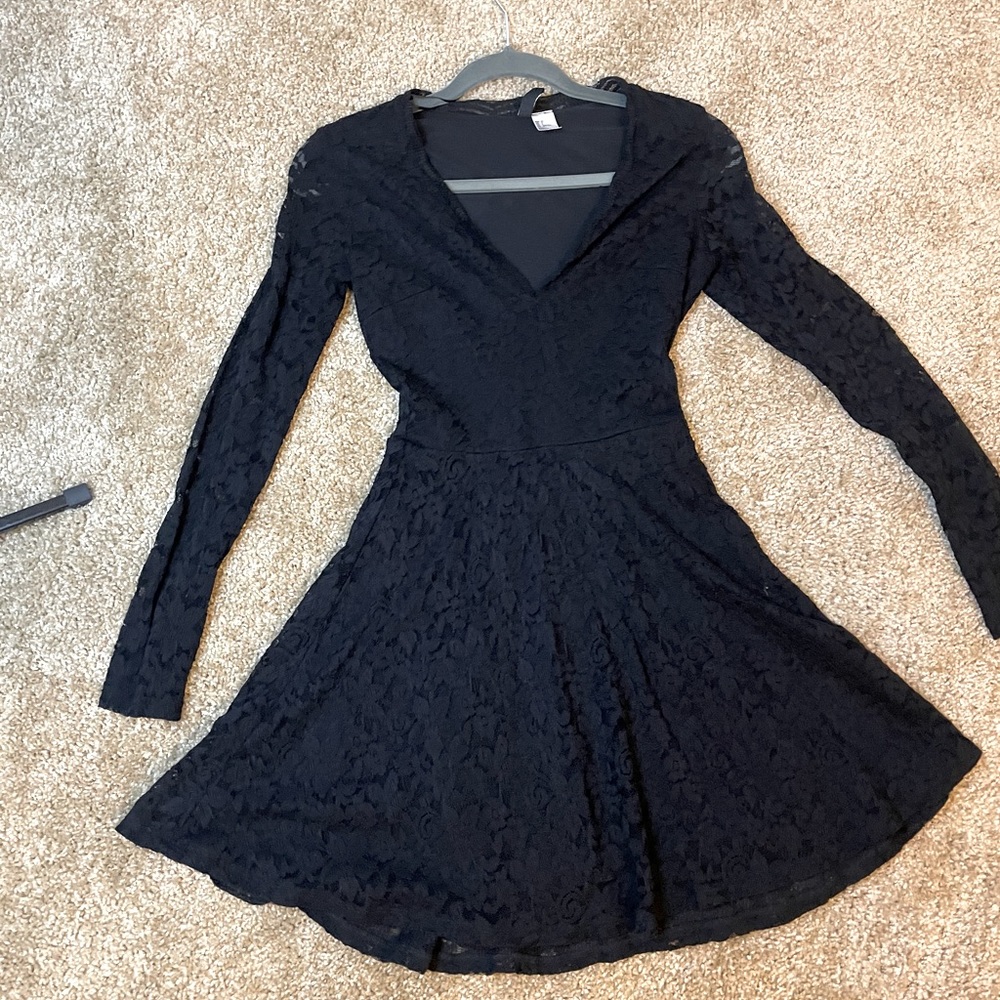 Black long sleeve dress